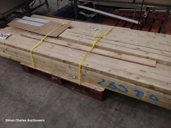 PALLET OF APPROXIMATELY 60 LENGTHS OF C16 TIMBER 45 × 70 × 2400