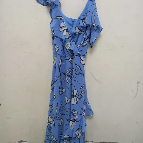 ROMAN PETITE COLD SHOULDER DRESS IN FLORAL DESIGN IN LIGHT BLUE - SIZE 14