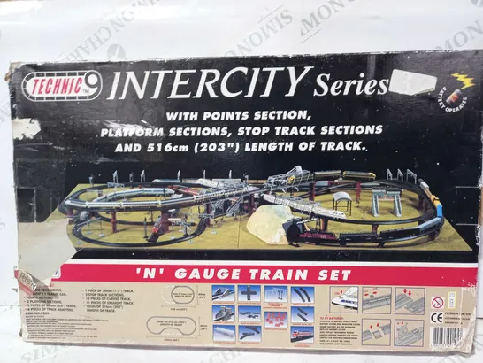 PETERKIN TECHNIC INTERCITY SERIES 3 'N' GAUGE TRAIN SET