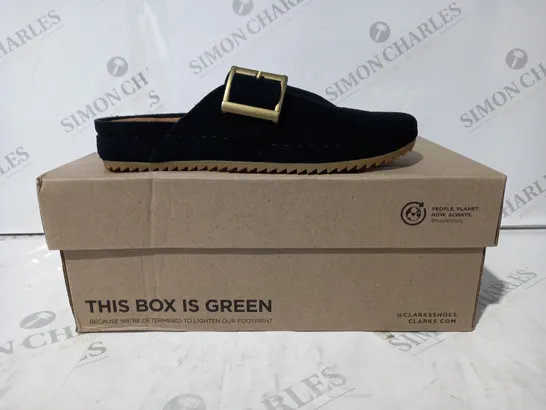 BOXED PAIR OF CLARKS BROOKLEIGH MULE SUEDE SHOES IN BLACK UK SIZE 4