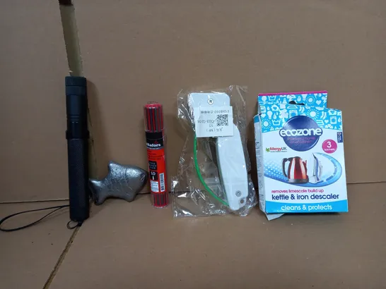 BOX OF APPROXIMATELY 10 ASSORTED ITEMS TO INCLUDE - ECOZONE DESCALER , LASER PEN , KNIFE SHAPENER ETC