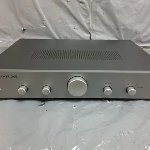 CAMBRIDGE AXA25 INTEGRATED STEREO AMPLIF