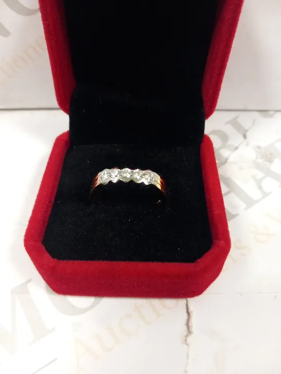 18CT GOLD FIVE STONE HALF ETERNITY RING RUB OVER SET WITH DIAMONDS