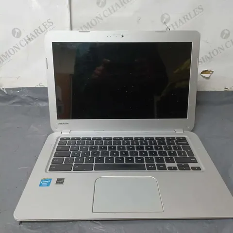 TOSHIBA CB30-102 13 INCH	CELERON 2955U 1.40GHZ