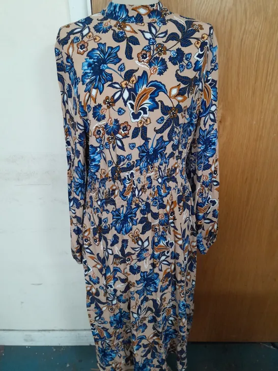 M&S MAXI DRESS IN BEIGE AND BLUE FLORAL SIZE 16 RRP £45