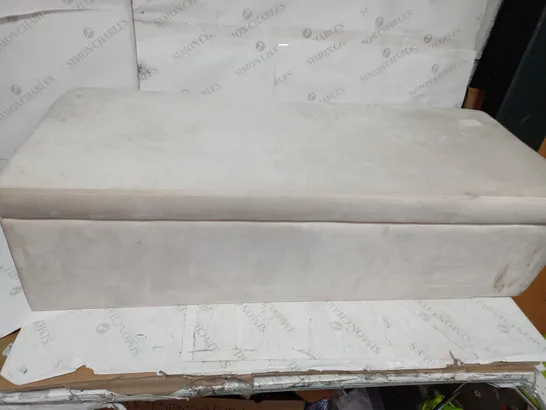 DESIGNER WHITE STORAGE BENCH COLLECTION ONLY 