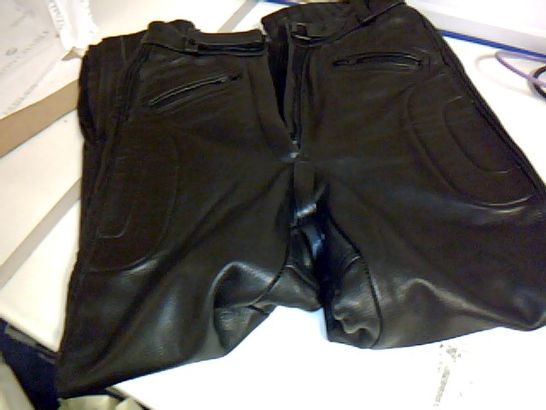 PAIR BIKERS PARADISE BLACK LEATHER MOTORCYCLE TROUSERS, SIZE UNSPECIFIED