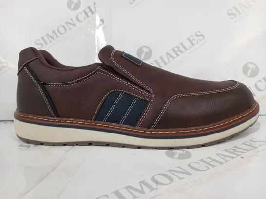 BOXED PAIR OF PAVERS SLIP-ON SHOES IN BROWN UK SIZE 9