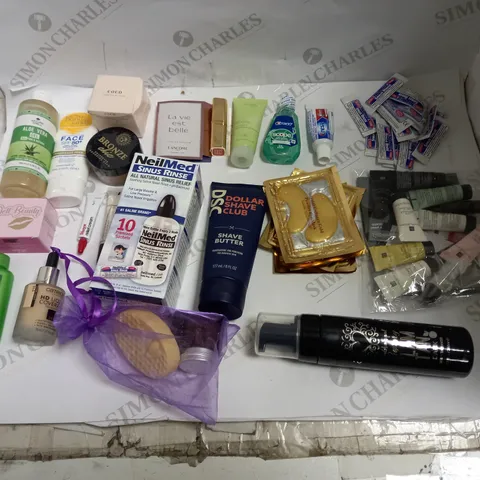 LOT OF APPROX 20 ASSORTED HEALTH AND BEAUTY ITEMS TO INCLUDE SINUS RINSE, TANNING SPRAY, EYE MASKS, ETC