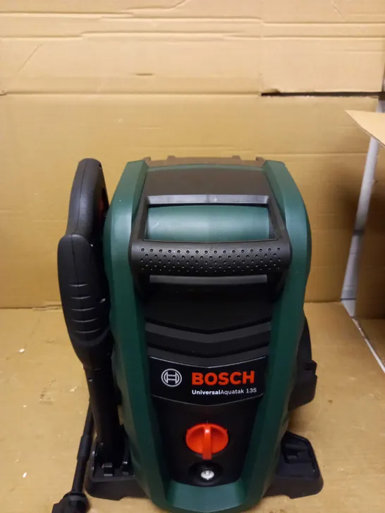 BOSCH UNIVERSAL AQUATAK 135 PRESSURE WASHER