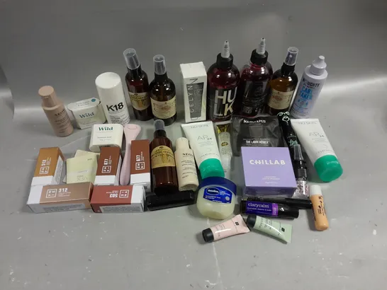 BOX OF APPROXIMATELY 10 COSMETIC ITEMS TO INCLUDE NEOM SHAMPOO, K18 HAIR MASK, WIL DEODORANT REFILL , ETC