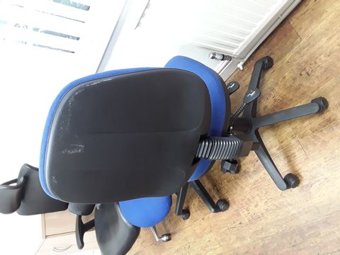 BLUE FABRIC ADJUSTABLE OFFICE CHAIR 