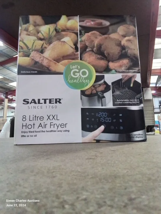 SALTER XXL 8 LITRE FAMILY AIR FRYER IN SILVER