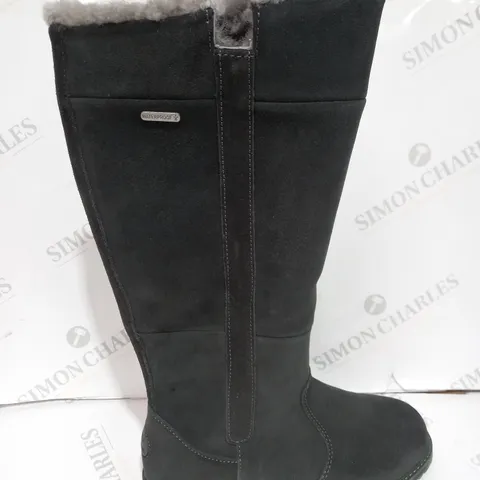 EMU AUSTRALIA "MOONTA" KNEE HIGH BOOTS - UK SIZE 6, DARK GREY - UNBOXED