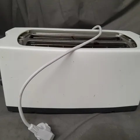 BOXED UNBRANDED LONG SLICE TOASTER IN WHITE