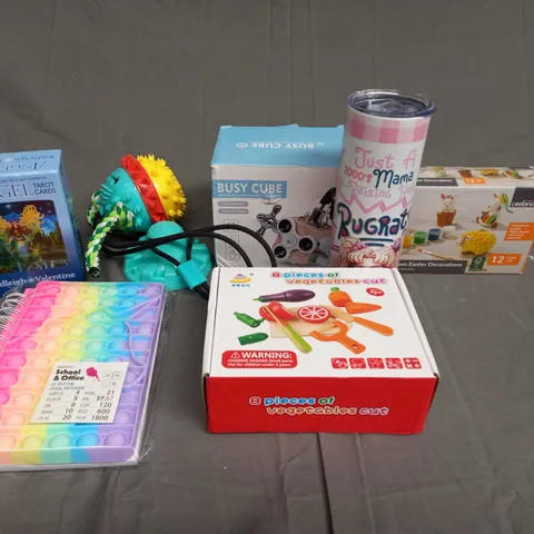 MEDIUM BOX OF ASSORTED TOYS AND GAMES TO INCLUDE TAROT CARDS, FIDGET PAD AND BUSY CUBE 