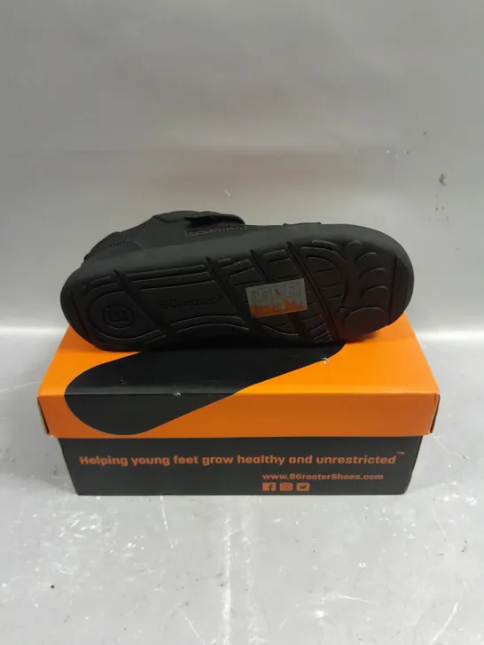 BOXED PAIR OF B-GREATER LEVISON BLACK STRAP SHOES - CHILDS 13 