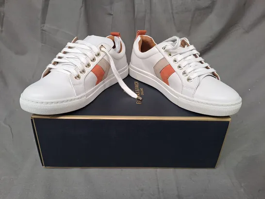 BOXED PAIR OF FAIRFAX & FAVOUR WOMENS ALEXANDRA TRAINERS IN WHITE UK SIZE 6