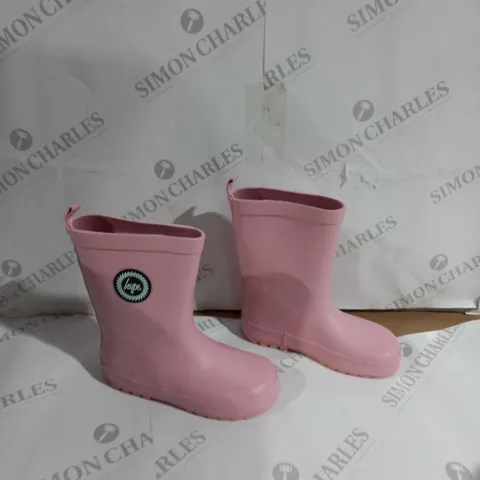 UNBOXED PAIR OF HYPE UNISEX PINK CREST WELLIE 