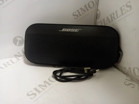 BOSE SOUNDLINK FLEX SPEAKER