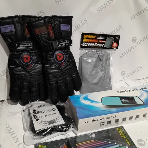 BOX OF APPROXIMATELY 10 ITEMS TO INCLUDE THINSULATE GLOVES, BLACKBOX DVR, BIKE TOOLS SET ETC