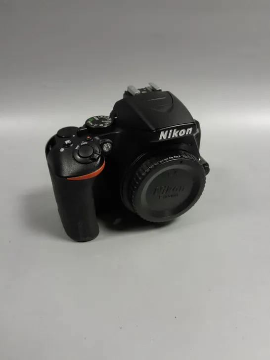 NIKON D3500 DIGITAL CAMERA 