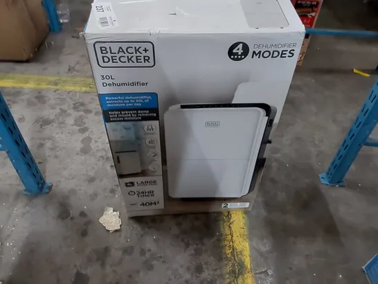 BOXED BLACK AND DECKER 30L DEHUMIDIFIER 