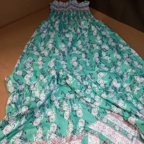 GREEN/WHITE STRAPLESS FLORAL DRESS - SIZE UNKNOWN