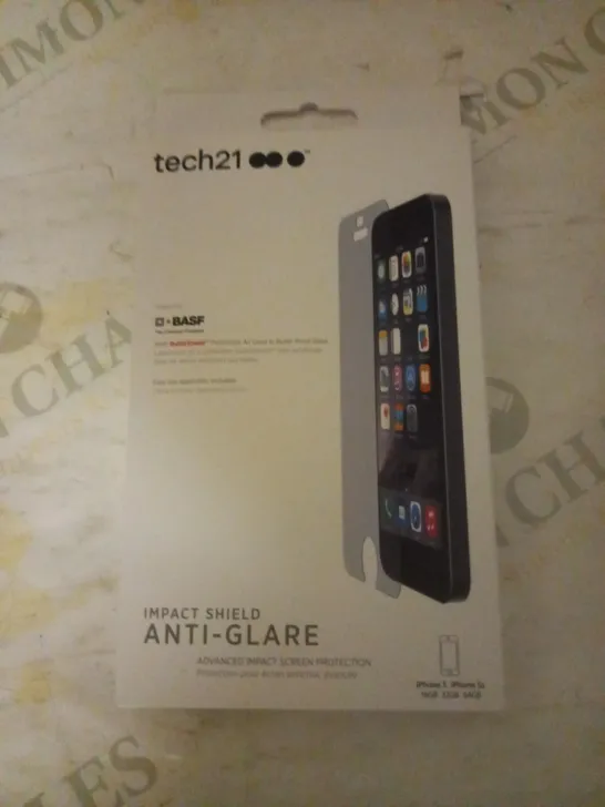 LOT OF 30 TECH21 IMPACT SHIELD ANTIGLARE SCREEN PROTECTORS FOR IPHONE 5/5S/SE-GEN1