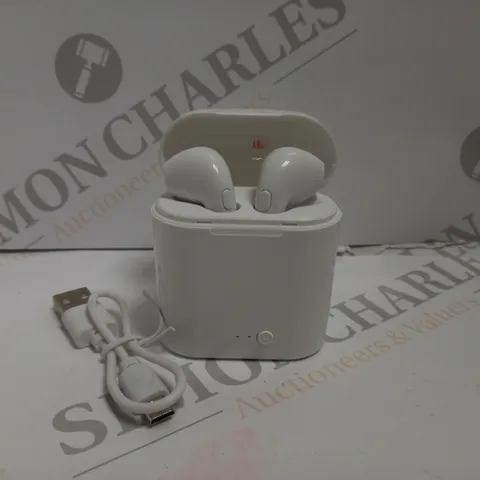 TRUE WIRELESS EARBUDS WITH CHARGING CASE - WHITE