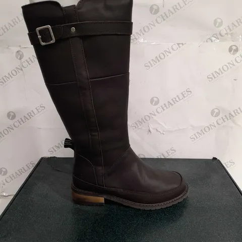 EMU AUSTRAILIA NATASHA ESPRESSO LEATHER BOOTS - SIZE 4 - UNBOXED 