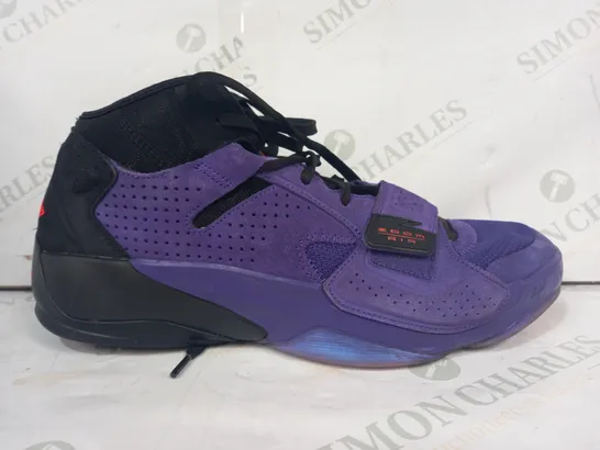 PAIR OF NIKE ZOOM AIR SHOES IN PURPLE UK SIZE 11