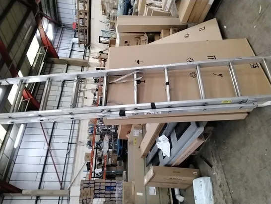 ALPE LADDER, 18 RUNG EXTENDING ALUMINUM LADDER 