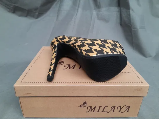 BOX OF APPROX 12 MILAYA GOLD & BLACK OPEN TOE HIGH HEELS IN VARIOUS SIZES