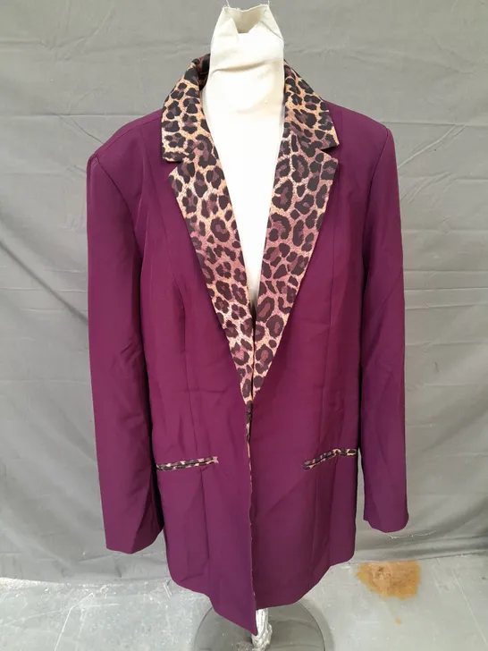 RUTH LANGSFORD BLAZER WITH ANIMAL PRINT IN PURPLE SIZE 18