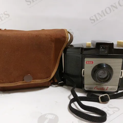 KODAK "BROWNIE" CRESTA II CAMERA