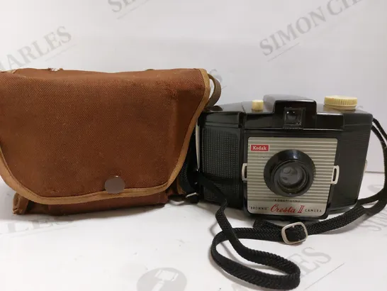 KODAK "BROWNIE" CRESTA II CAMERA