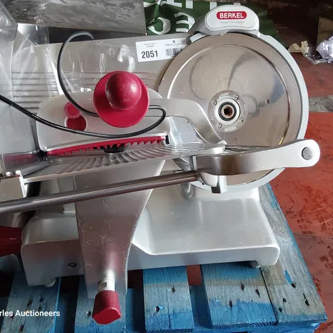 BERKEL COLD MEAT SLICER