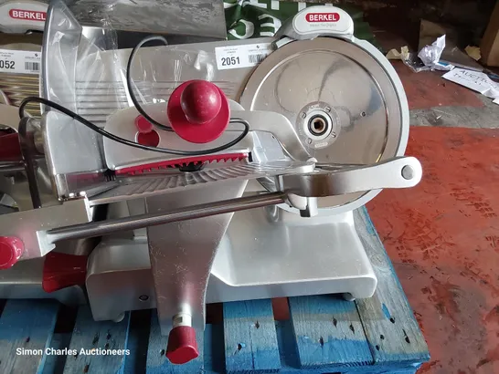 BERKEL COLD MEAT SLICER