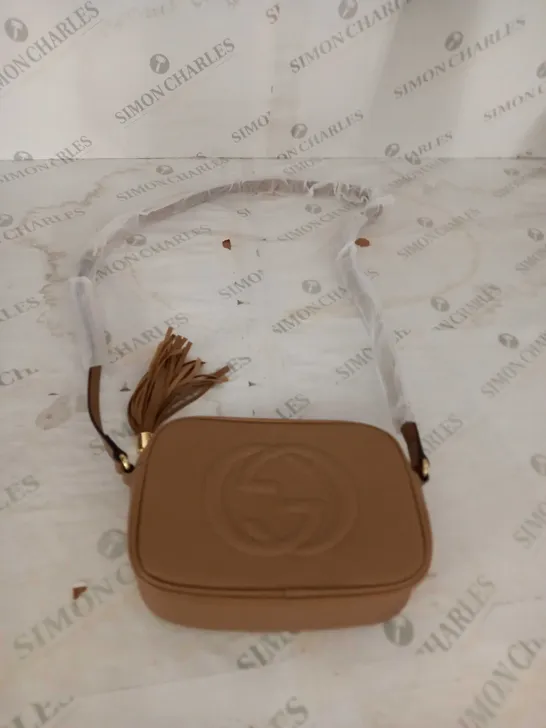 BROWN GUCCI STRAPPED BAG 