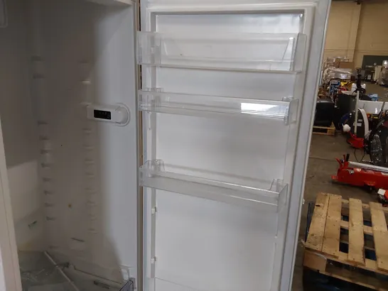 HOTPOINT UPRIGHT FRIDGE IN WHITE 