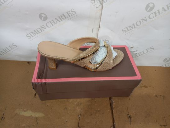 BOXED PAIR OF DESIGNER GOLD SPARKLE HEELED SANDALS SIZE 38