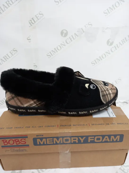 SKECHERS DOG COZEE ANIMAL SLIPPERS IN BLACK - UK 5