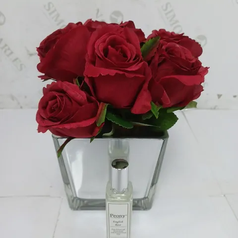 BOXED OUTLET PEONY RED ROSES IN A SMALL MIRROR GIFT BAG AND 25ML FRAGRANCE