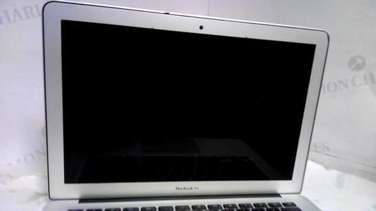 SILVER APPLE MACBOOK AIR CORE 15 128GB