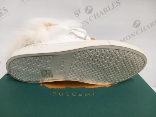 BOXED PAIR OF BUSCEMI WOMEN 100MM NEW RABBIT WHITE SIZE 8(38)