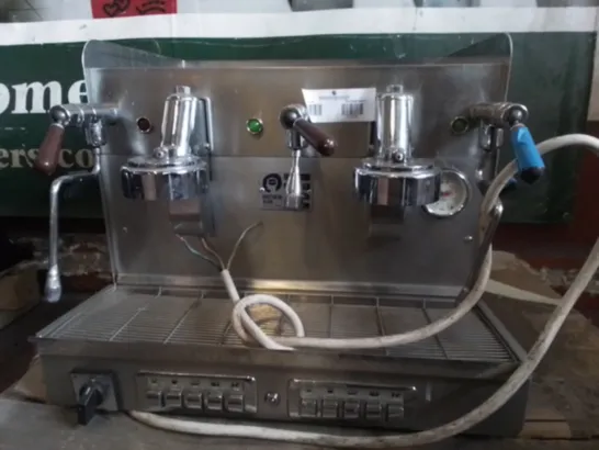 ELEKTRA BARISTA 3 STATION COFFEE MACHINE 