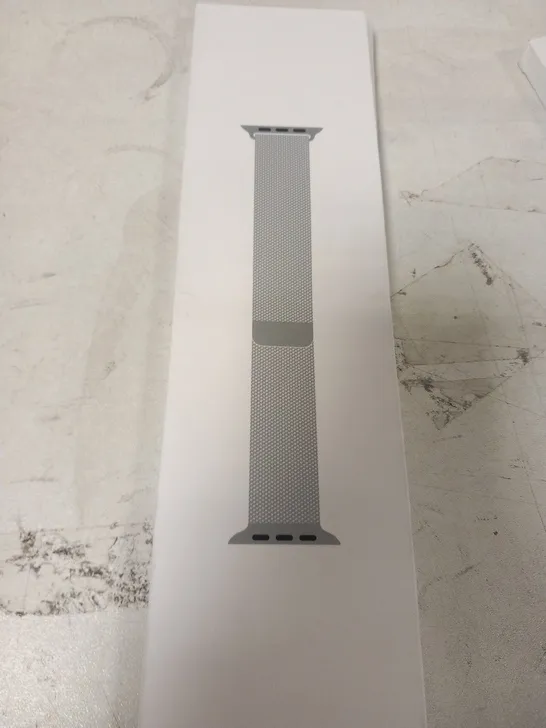 BOXED APPLE WATCH MILANESSE LOOP STRAP