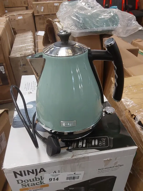 BOXED HADEN 1.7L KETTLE - GREEN