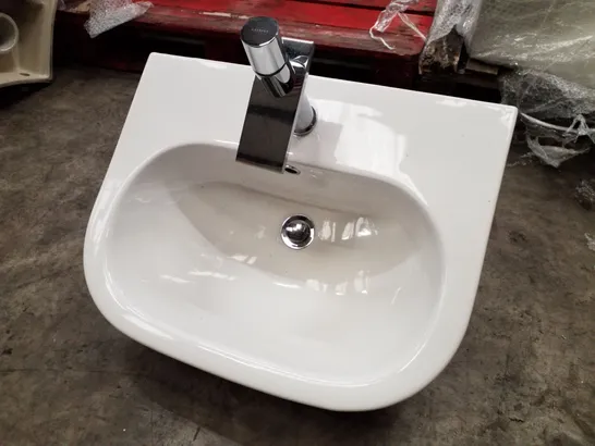 BRAND NEW WHITE CERAMIC BASIN WITH TAP 55×44CM